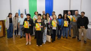 Entregaron el título de propiedad a unas 20 familias de Viedma