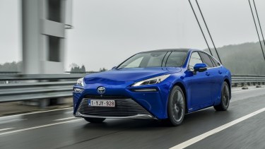 El Toyota Mirai funciona a hidrógeno.