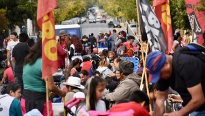 Finalizó la protesta de la Unidad Piquetera en el centro de Neuquén