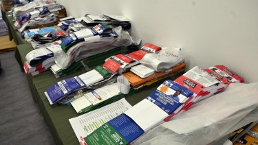 En cada elección, las autoridades judiciales aprueban el modelo de las papeletas que ingresarán al cuarto . oscuro. Foto: Marcelo Ochoa.