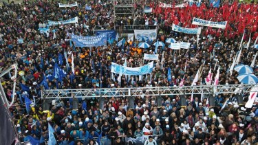 Koopmann y Gaido cerraron la campaña y pidieron "defender a Neuquén" el domingo 