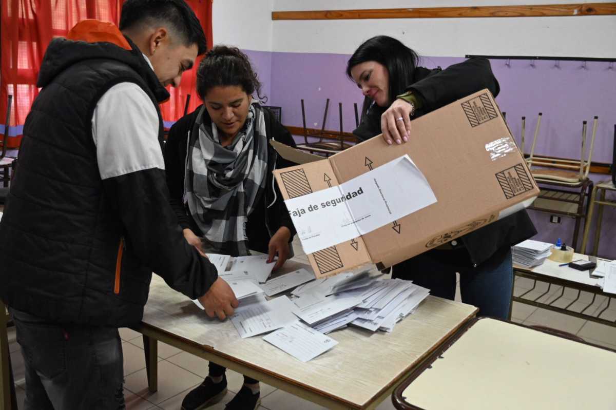 Cinco Saltos, Dina Huapi y Valcheta escogieron una despegarse de las elecciones provinciales. 