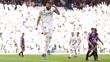 Benzema metió tres goles en 6 minutos.