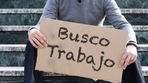 Estadísticas afirman que para el 83% de los argentinos es difícil conseguir trabajo