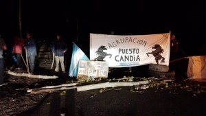 Se levantó el corte en una ruta de Vaca Muerta: la familia de crianceros fue convocada a reunión