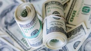 El dólar blue bajó otros 5 pesos hoy: a cuánto cotizan el MEP y el CCL en el último día hábil de marzo