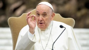 El papa Francisco y su guiño a un pedido de los pueblos originarios: «Hay que hacerlo»