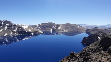 Elevaron el alerta de un volcán ubicado al límite entre Neuquén y Mendoza