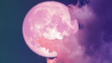 La "Luna Rosa" será el primer evento astronómico de relevancia del año a nivel mundial.-