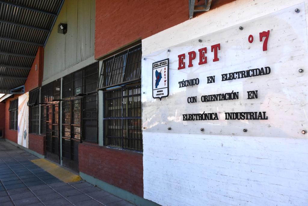 La EPET 7 estará cerrada por 4 semanas por reparaciones (foto Matías Subat)