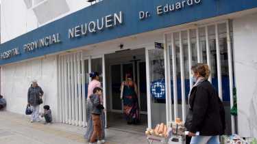 Reclaman faltante de insumos en todos los sectores del hospital Castro endón. 