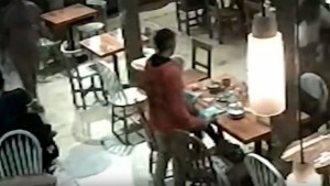 Un adolescente de 15 años robó en un bar de Palermo y luego le ofrecieron trabajo: «Hay otro camino»