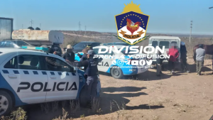 Detuvieron una carrera de caballos ilegal en El Chocón: había sorteos y apuestas