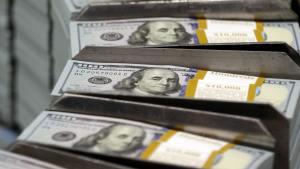 Qué hay detrás del nuevo aumento del dólar blue: opinan los especialistas