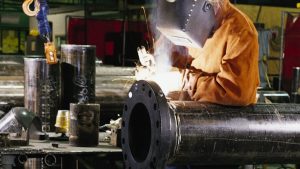 Vaca Muerta: inició el curso de soldadura para que jóvenes de Chañar se inserten en la industria