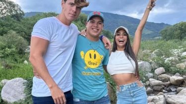 Daniela Celis se mostró muy enamorada junto a Thiago. Foto: Gentileza Instagram thi4go_km