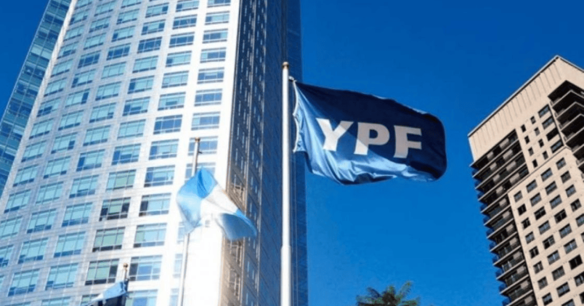 YPF reporta resultados históricos con 900 millones de dólares en flujo de caja libre