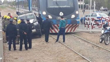 Ayer, el Tren del Valle fue parte de otro choque. Foto: Gentileza Twitter @@MovilRigo
