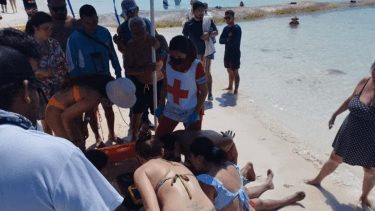 El turista argentino falleció mientras estaba en una excursión embarda. Foto Policía Isla Mujeres. 