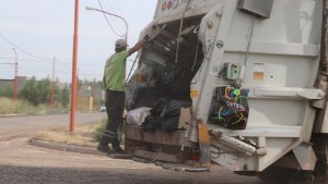 Desmienten medida de fuerza del personal de recolección de residuos por falta de indumentaria en Cipolletti
