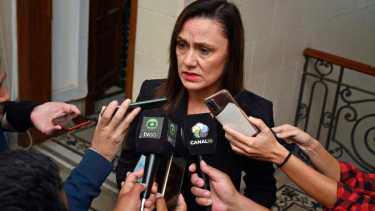 La ministra se Seguridad de Río Negro, Betiana Minor habló sobre los robos en Cinco Saltos y Cipolletti. 