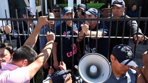 Conflicto policial en Río Negro: hubo una reunión de funcionarios con manifestantes