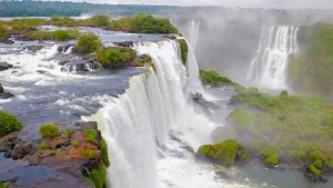 Fin de semana largo de mayo: cuánto sale ir a las Cataratas del Iguazú