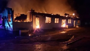 Murieron 20 adolescentes durante el incendio del dormitorio de una escuela en Guyana