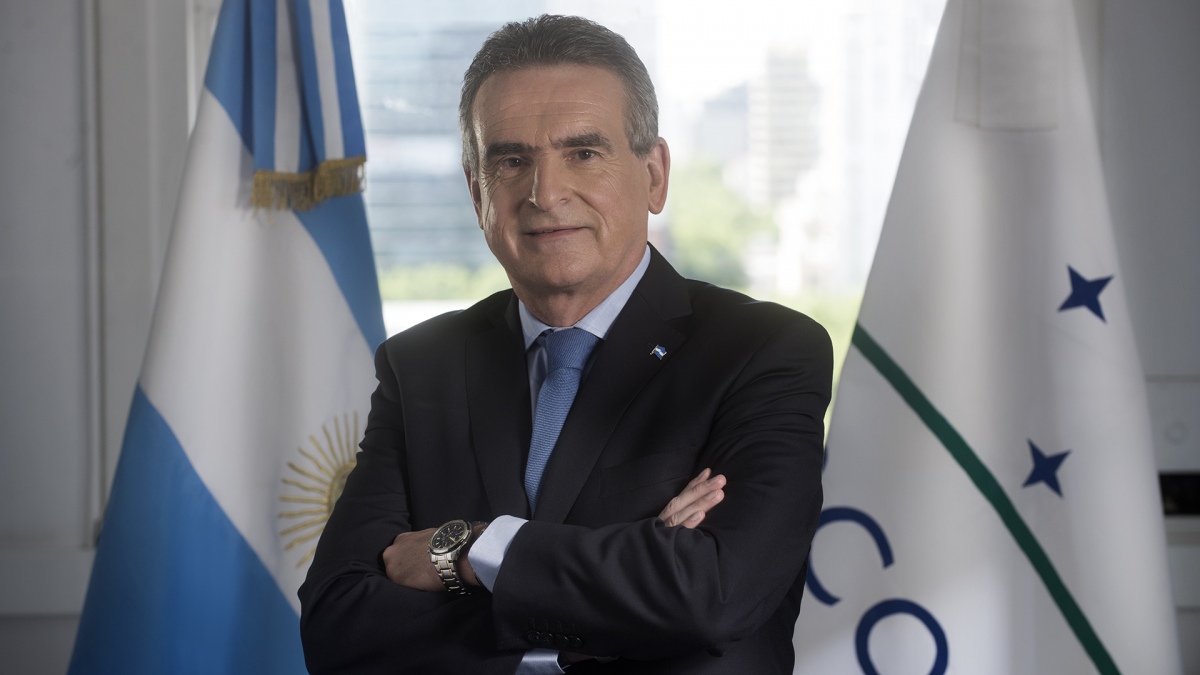 Agustín Rossi candidato a vicepresidente.