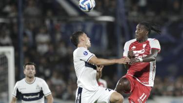 Rodallega señaló que recibió insultos racistas en La Plata.