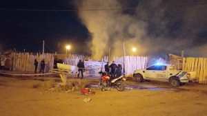 Murieron una niña de 5 años y su madre en un incendio en Allen: el padre está grave