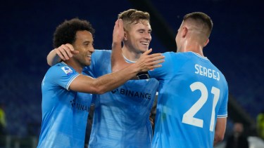 Lazio ganó su partido y estiró la definición de la Serie A. (AP Photo/Gregorio Borgia)