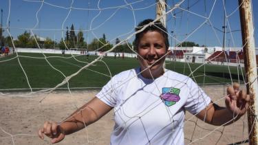Carolina es la presidenta de la Asociación de Fútbol Femenino en Neuquén y Río Negro. Foto: Gentileza.