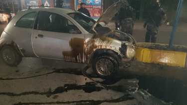 Un hombre manejaba alcoholizado, chocó y volcó en la zona norte de Roca