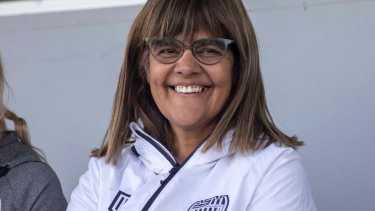 Mónica del Río, la presidenta del club Cipolletti que sufrió amenazas, anunció la fecha de las elecciones. (Archivo Juan Thomes)