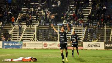 Cipo volvió a ganar después de 6 fechas y respira de nuevo. (Foto: Florencia Salto)