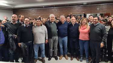 Comunidad presentó a su candidato a intendente en Cutral Co (Foto: Andrea Vazquez)