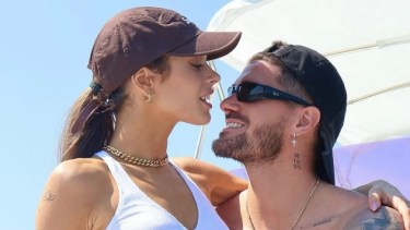 Rodrigo de Paul le habría propuesto casamiento a Tini Stoessel. 