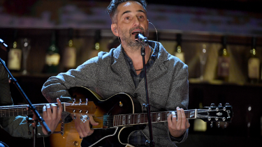 Jorge Drexler sumó una nueva función en el Movistar Arena. 