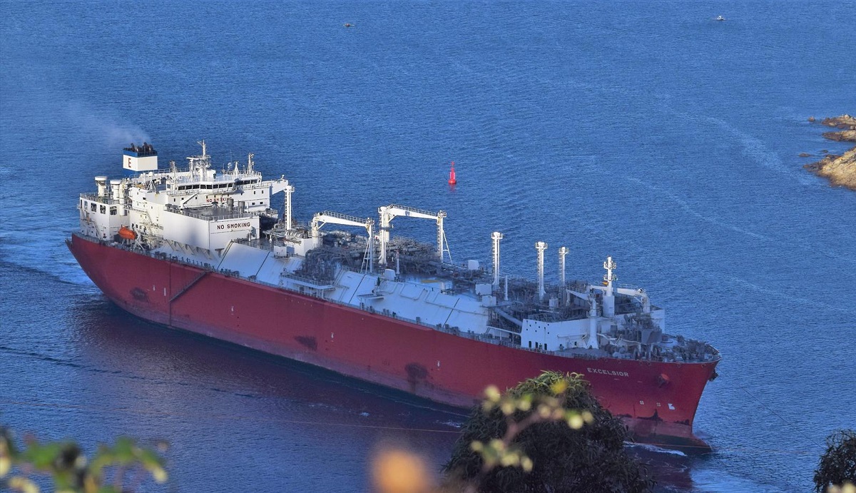 El buque regasificador arribó a Bahía Blanca el 3 de mayo y el viernes comenzó a inyectar gas. (Foto: gentileza) 