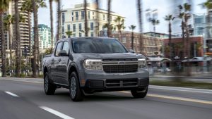 Ford presentó la Maverick híbrida, primera pick up compacta electrificada del país