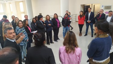 Algunos diputados recibieron a los legislativos. Foto: twitter @blancoandres_