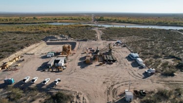 La perforación comenzó del lado de Bahía Blanca del río Colorado y culminó del lado de Río Negro. (Foto: gentileza)