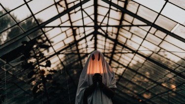 Consejos para afrontar el "ghosting" en una amistad. Foto de Karolina Grabowska