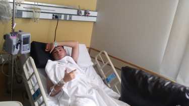 Exitosa operación al joven de Roca que tenía un tumor agresivo en un pie