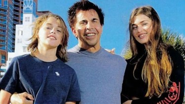 Gustavo Martínez crio a los mellizos Fort, sus sobrinos Nicolás Pottery y Pablo Martínez iniciaron un reclamo legal a la millonaria familia.