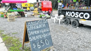 Los food trucks en Bariloche crecen como salida laboral y amplían sus rubros