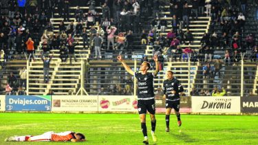 El Albinegro quiere sumar su tercer triunfo al hilo en el torneo Federal A.