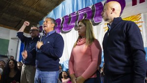 Figueroa de campaña en la Comarca: presentó candidato a intendente en Huincul y 11 colectoras