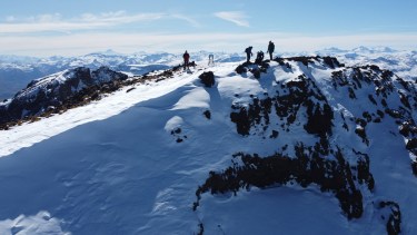Cuatro amigos y su épica aventura en el norte neuquino: la cumbre de las vistas más lindas